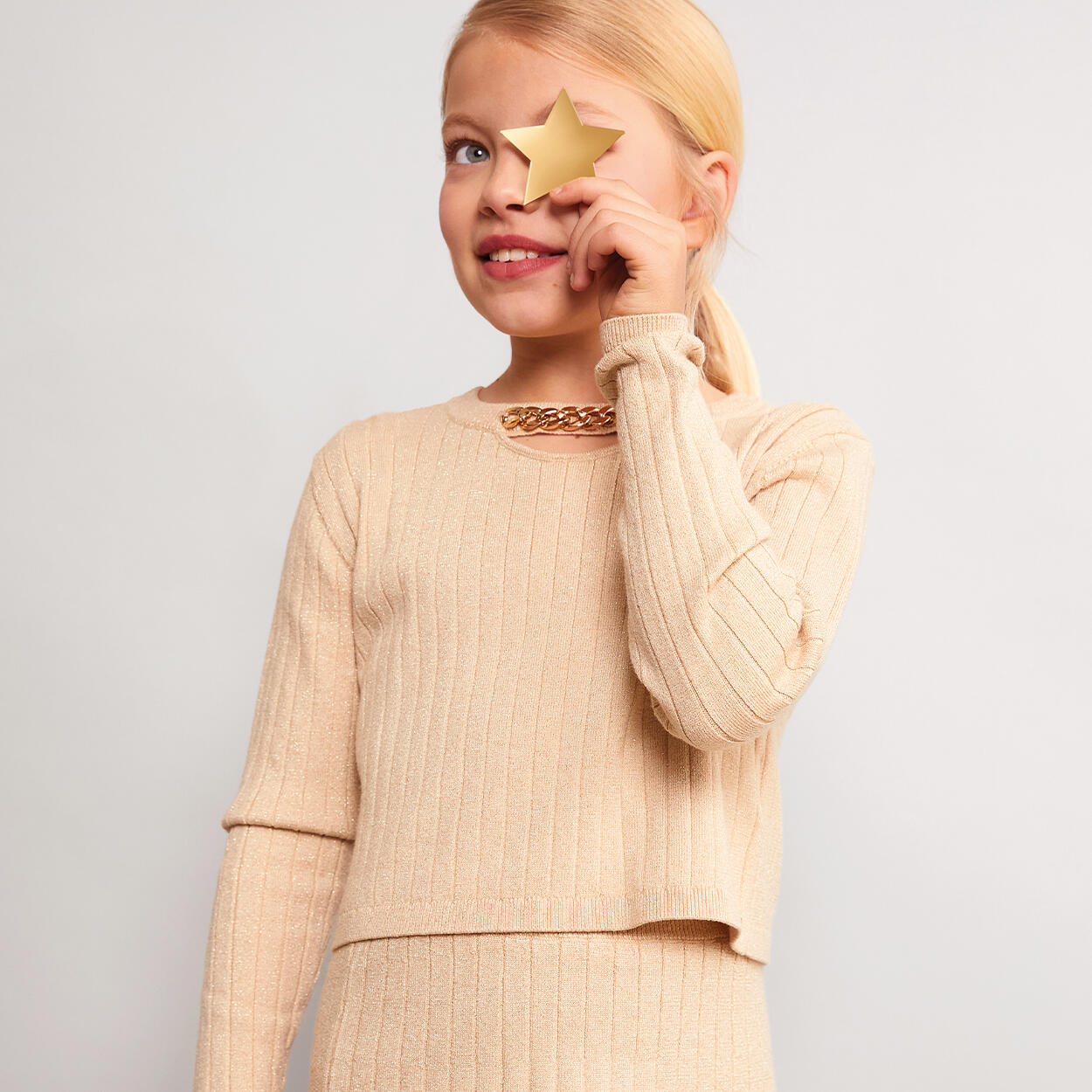 THIS IS MY COOL LOOK