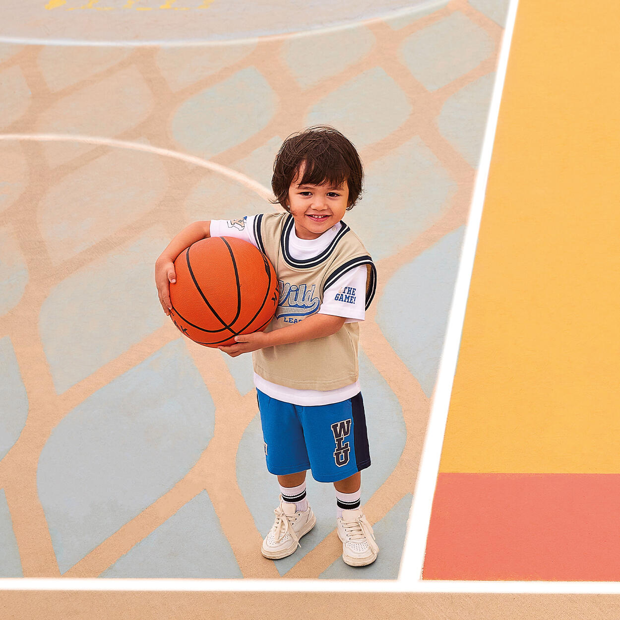 LET'S PLAY TOGETHER
