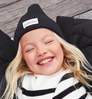 iDO girl's hat BLACK