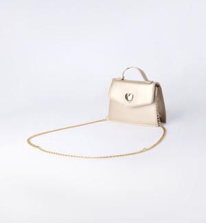 Girl's elegant heart bag