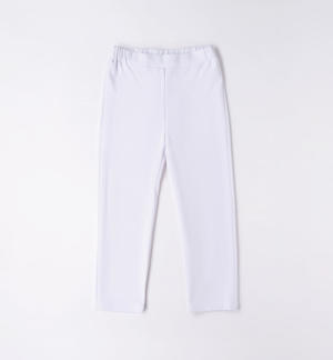 Particolare pantalone ragazza