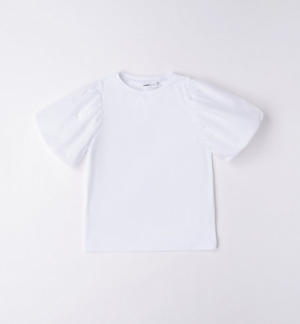 Particolare t-shirt ragazza