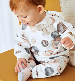 Patterned baby suit